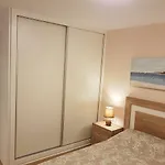 Beautiful In Apartamerica, Americas La140 美洲海滩