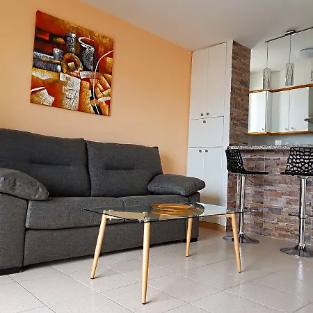 Beautiful In Apartamerica, Americas La140 美洲海滩